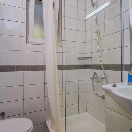 In 14834 Mali Lošinj